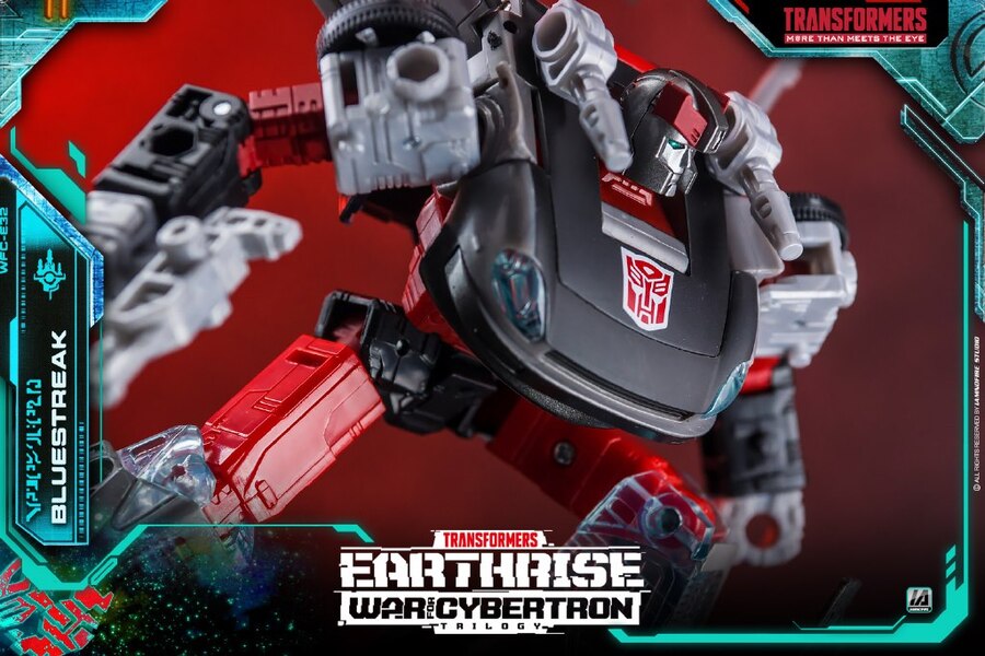 Transformers Earthrise Bluestreak  (2 of 17)